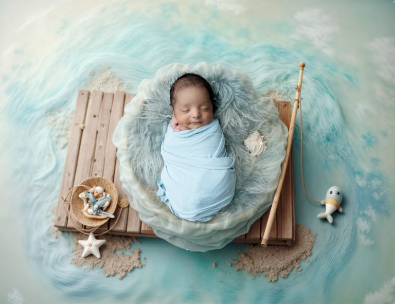 When Is the Best Time for Newborn Photos? A Fraser Valley Photographer’s Guide